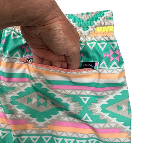 Chubbies Men's En Fuego Aztec Print Swim Trunks Size XL - Picture 4 of 7